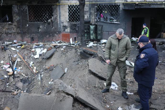 Киев после атаки России и работы ПВО в ночь на 13 декабря