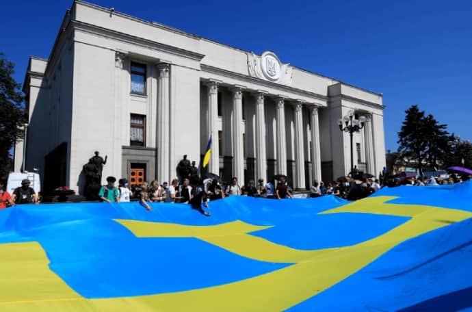 <p><em>The Crimean Tatar flag was raised near the Verkhovna Rada of Ukraine/</em><a href=