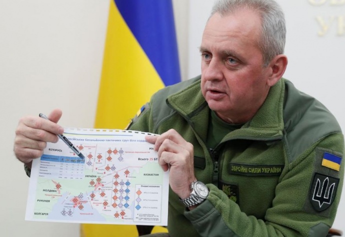 Муженко показал карту в доказательство российских танков у границы Украины