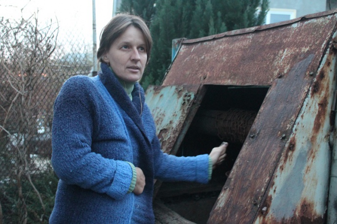 Активістка з Малехова уже роками не набирає воду з своєї криниці: боїться 