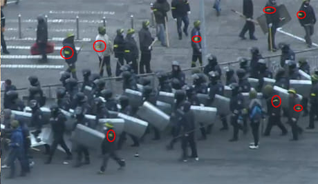 "Перемирие" на Майдане. День третий. более 30 погибших. (фото, видео)
