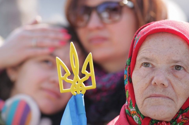 Аннексия и контрибуция на Майдане выступает, в президенты идет 