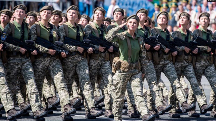 Жінки-військові на параді до Дня Незалежності України. Київ, 24 серпня 2018 року