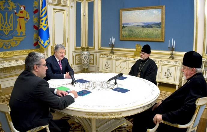 Порошенко принял епископов Украинской православной церкви в США