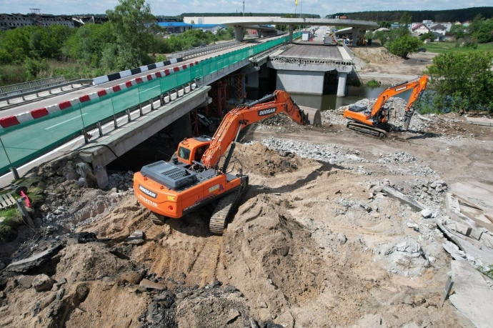 Відновлення мосту біля Стоянки