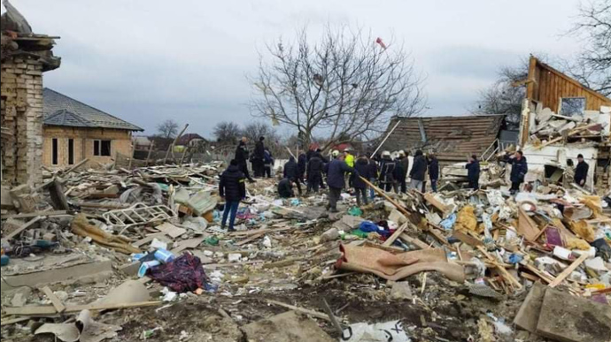 Враг на Киевщине ведет огонь по гражданским и препятствует эвакуации – глава области