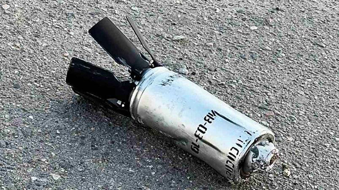 РФ ударила кассетными боеприпасами по селу в Запорожской области