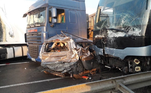 10 машин и автобус с пассажирами столкнулись на трассе Киев – Одесса