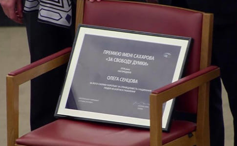 Сенцову вручили премію Сахарова: Сподіваюся, зроблю щось, щоб заслужити