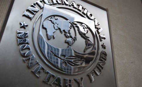 В МВФ говорят, что украинцам еще рано поднимать зарплаты