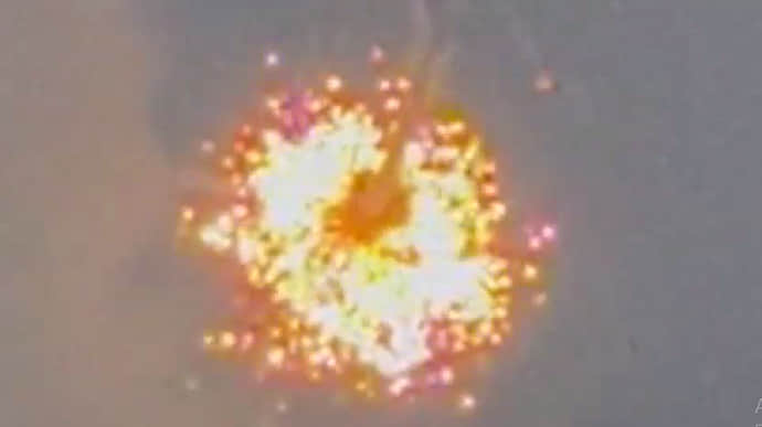 Morning fireworks: Ukrainian Air Force chief posts video of downing of Russian missile over Odesa Oblast 