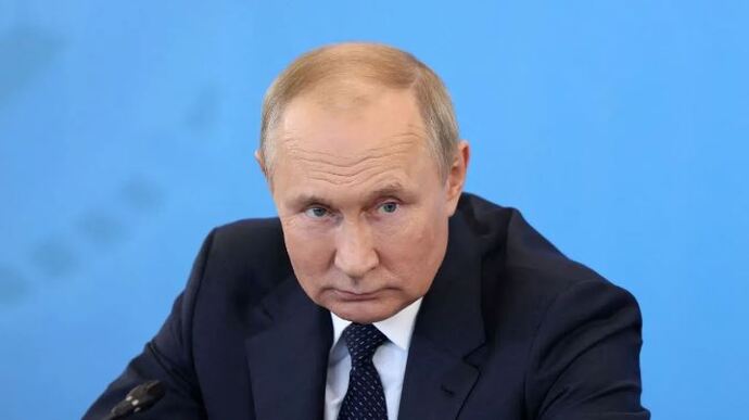 Putin calls Security Council so he cannot be present at concert to support Donbas