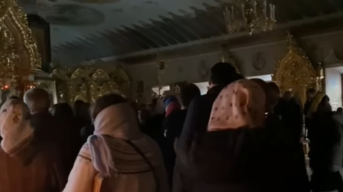 В УПЦ МП назвали провокацією молитви за Росію в Лаврі 