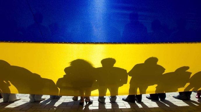 Почти 70% украинцев не нравится, куда движется страна