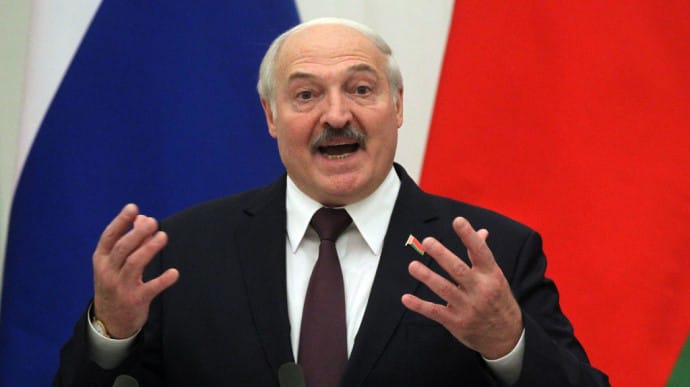 Лукашенко пригрозив Заходу лишитись вічним президентом