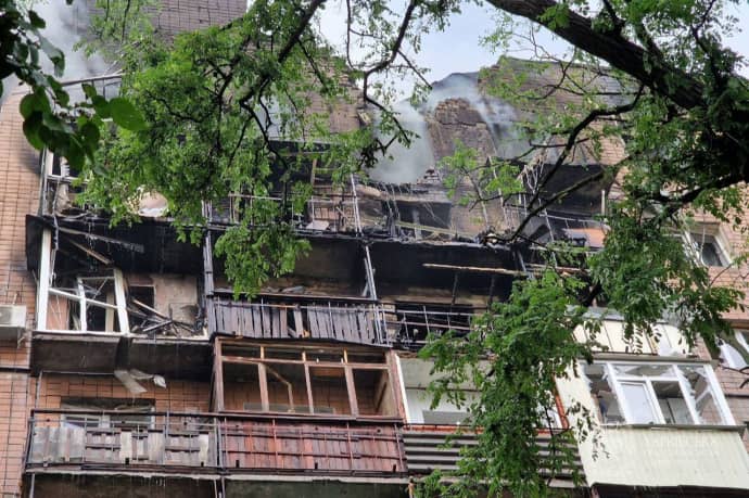 Mass attack on Kharkiv: three people were killed, 17 wounded, large -scale destruction
