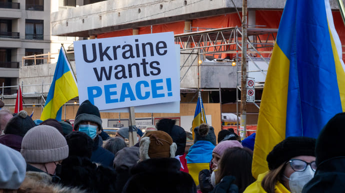 Більшість європейців вважають імовірною війну між РФ і Україною в цьому році