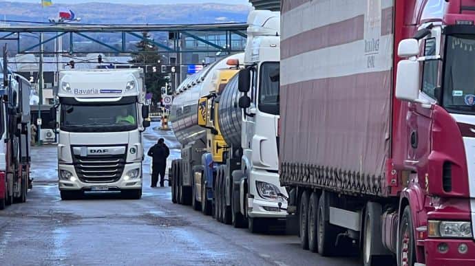 Polish hauliers to block Medyka-Shehyni checkpoint on Ukrainian border 24/7