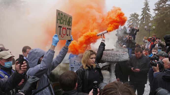 Новости 5 июня: митинг и Аваков, рост больных и карантин