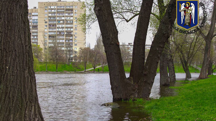 У Києві піднявся рівень води: низка заплавних територій досі затоплені 