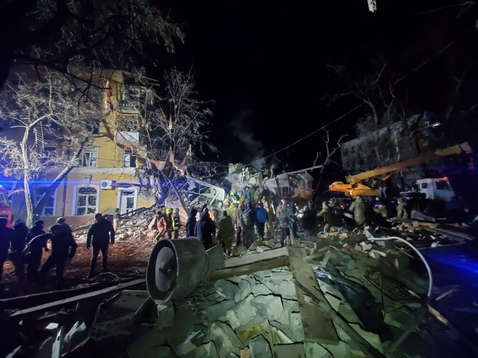 Разрушенный ударом РФ дом в Краматорске