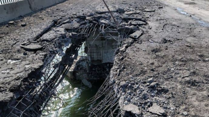 Окупанти сподіваються відремонтувати Чонгарський міст за кілька тижнів