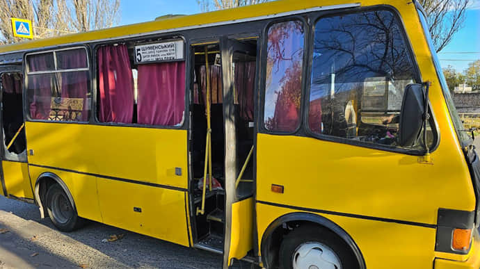 Russians attack route bus in Kherson, injuring seven people – Military Administration