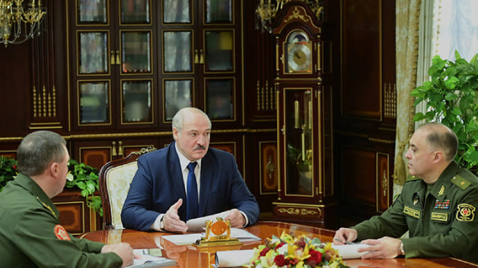 Лукашенко схвалив план застосування угруповання військ РФ і Білорусі