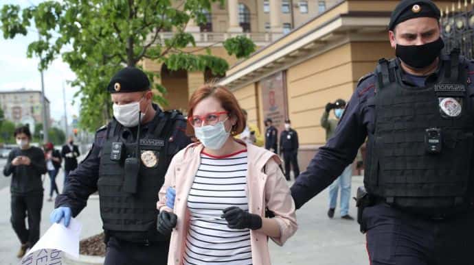 В Москве задержали журналистов, которые протестовали против задержания журналиста