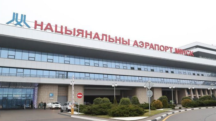 В сети появился фрагмент разговора диспетчера аэропорта Минска с пилотом Ryanair