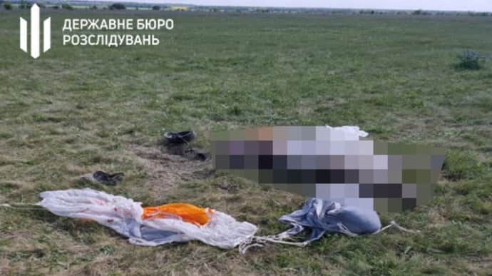 Во время прыжков с парашютом в Одесской области погиб 19-летний курсант