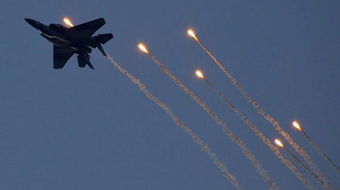 Ізраїль заявляє про атаки на Сирію після ракетного нападу – ЗМІ
