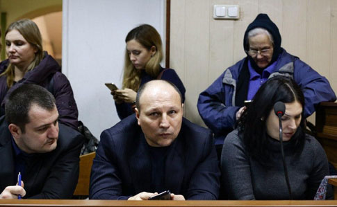 Прокуроры Александр Шеваленко, Виталий Субботин, и Марина Мазепина 
на заседании Святошинского суда по делу о расстрелах во время Евромайдана, 14 января 2020 года. 