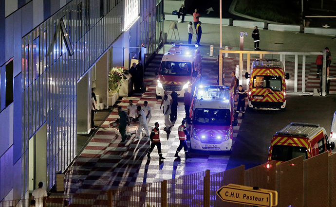 Теракт в Ницце: 77 жертв, еще 42 человека в критическом состоянии