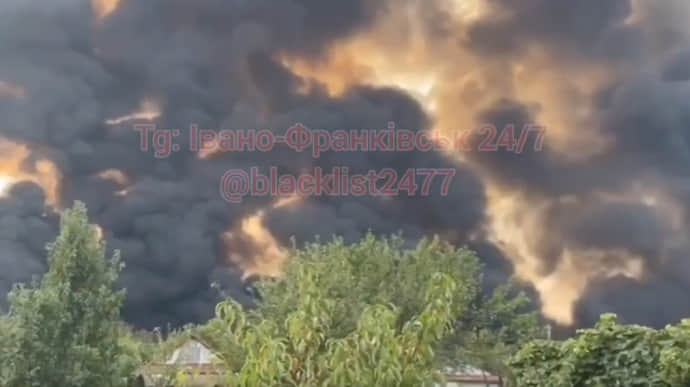 В Івано-Франківській області вибухнув нафтопровід, є постраждалі