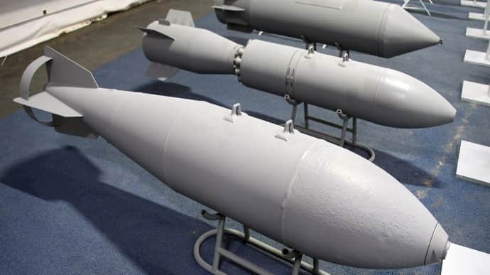 Russia to mass-produce new aerial bombs for strikes on Ukraine – ISW