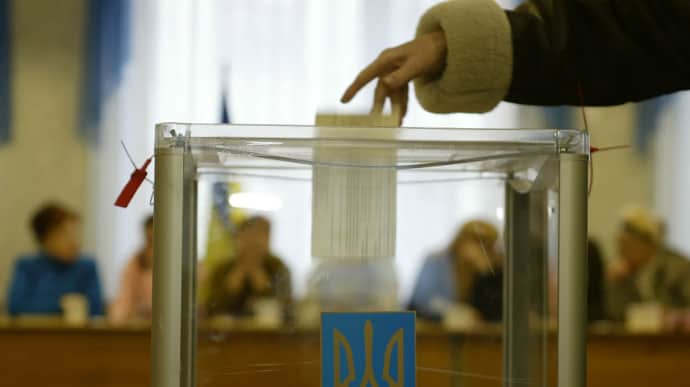 72% of Ukrainians believe that elections should be held after end of war – chart