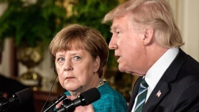 Меркель поклала на Трампа відповідальність за штурм Капітолію