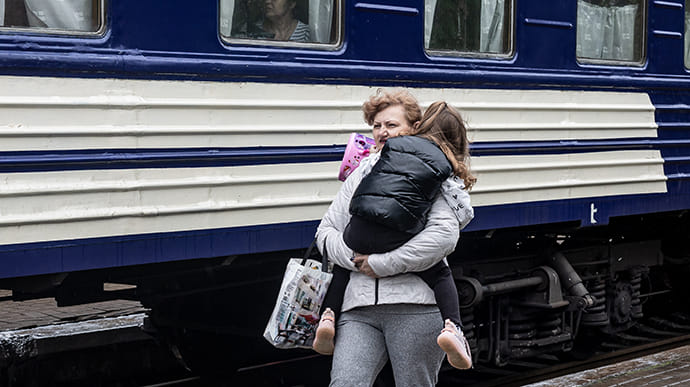 Russian ombudswoman reports about deporting over 700,000 Ukrainian children to Russia
