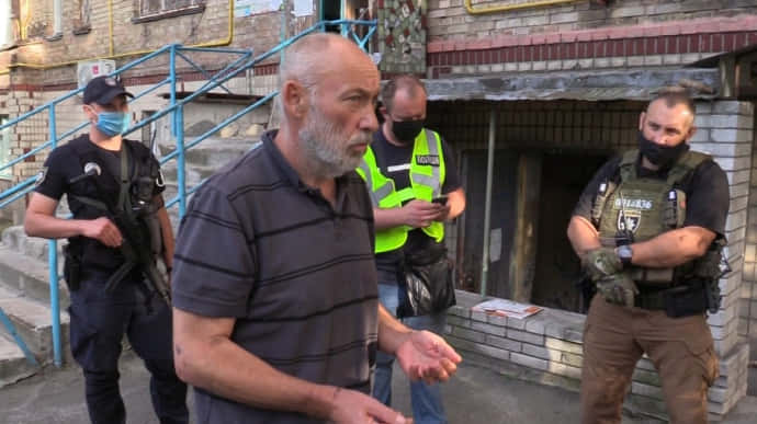 Два тижні тримали у підвалі: поліція звільнила викраденого в Києві бізнесмена
