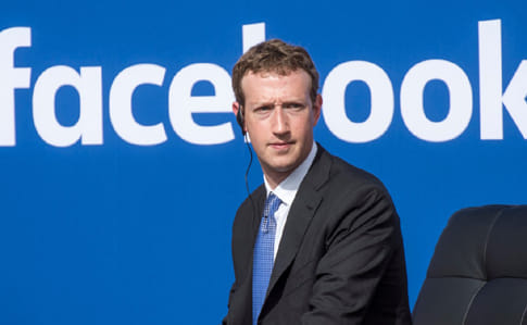 В Facebook анонсировали меры по борьбе с вмешательством в выборы