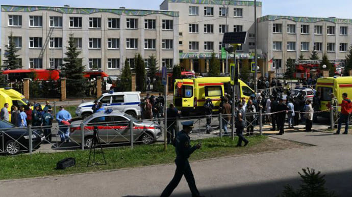 В России устроили стрельбу в школе: 11 погибших, дети выпрыгивали из окон