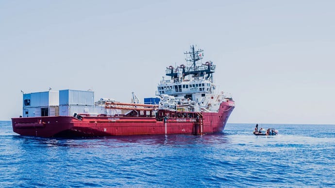 В море возле Мальты спасли 46 мигрантов