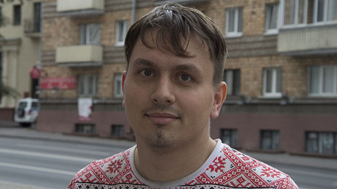Білорусь: у головреда Нашої Ніви закінчився термін затримання, але його не відпустили