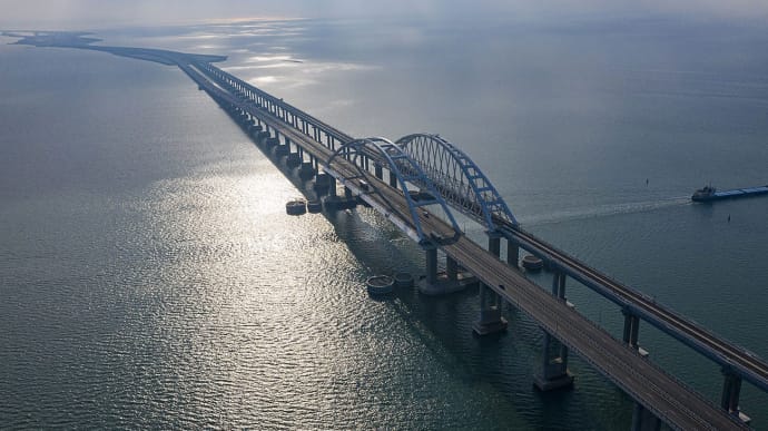 Ukraine asks Hague tribunal to order Russia to dismantle Kerch Bridge