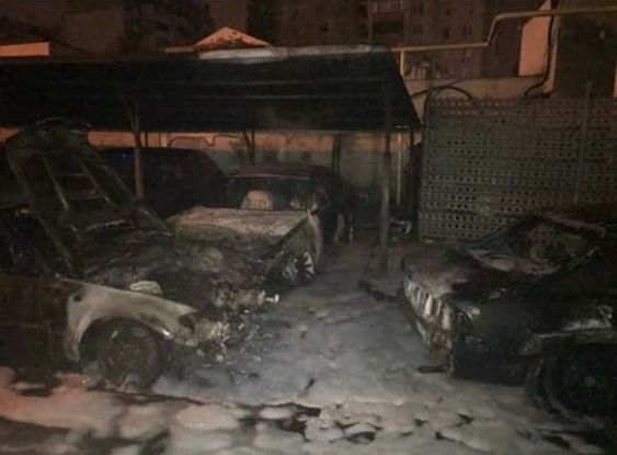 В Одесі вночі горіли автомобілі
