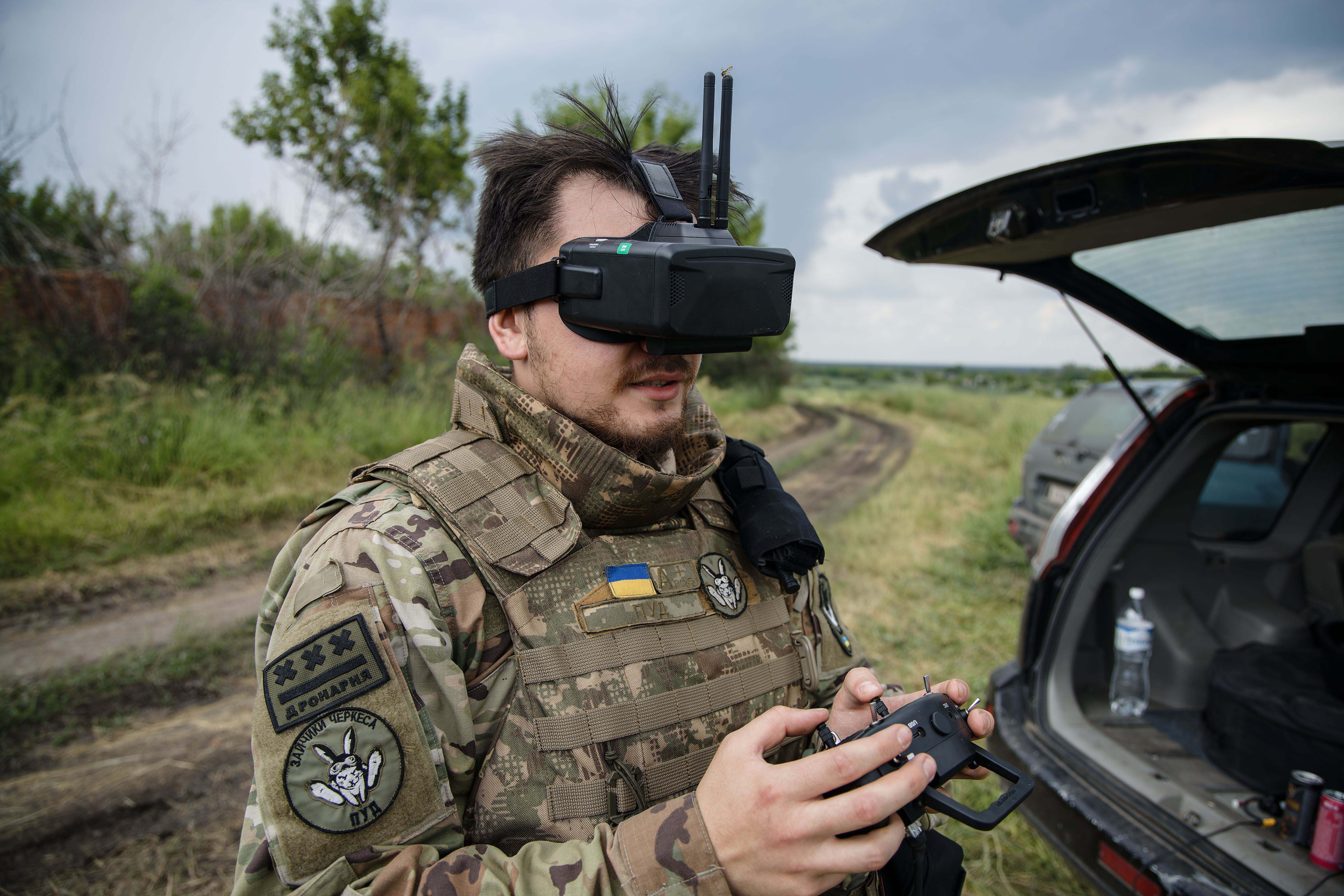 Russian military testing 1st-ever VR helmet for drone pilots
