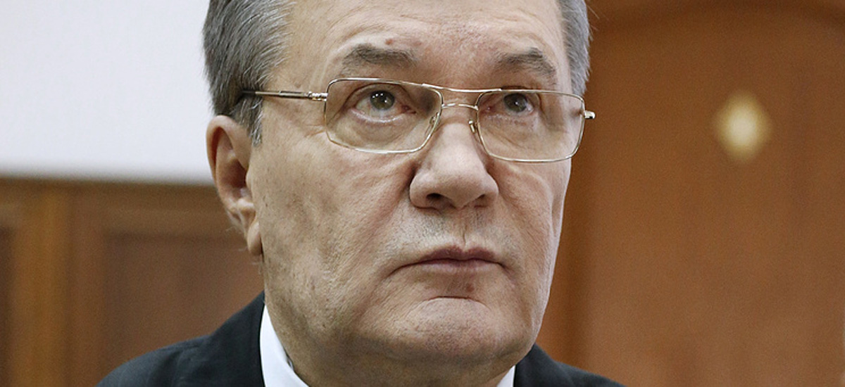 Батя без пам'яті: про що забув і що згадав Янукович на допиті