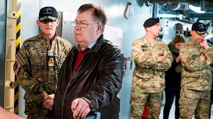 The Danish defense minister is accused of divulging state secrets thumbnail