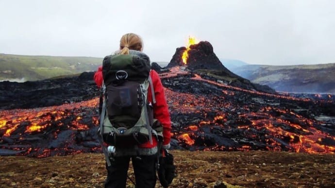 Вулкан в Исландии может извергаться годами, его посетили уже 10 тысяч человек